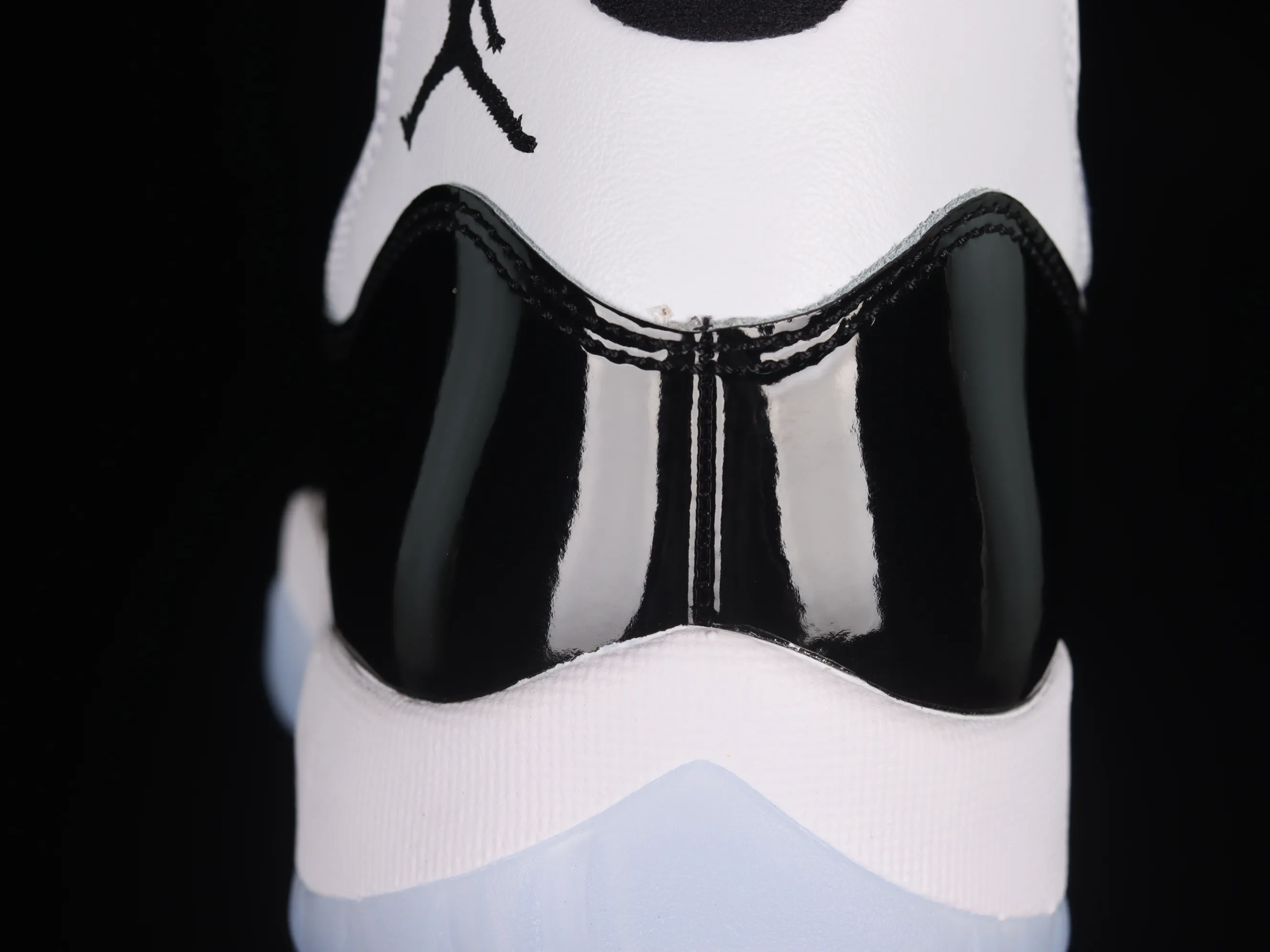 All categories Air Jordan Jordan series basketball shoes Air Jordan 11 LJR version Air Jordan 11 Concord AJ11 Joe 11 Concord black and white replica basketball shoes 378037-100